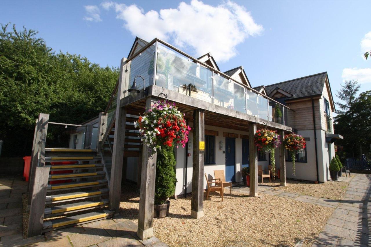 The Sun Inn Swindon Eksteriør billede